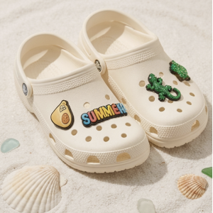 Classic Crocs ( Cream Stucco)